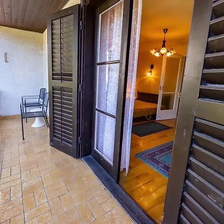 Sunset Apartman Holiday home